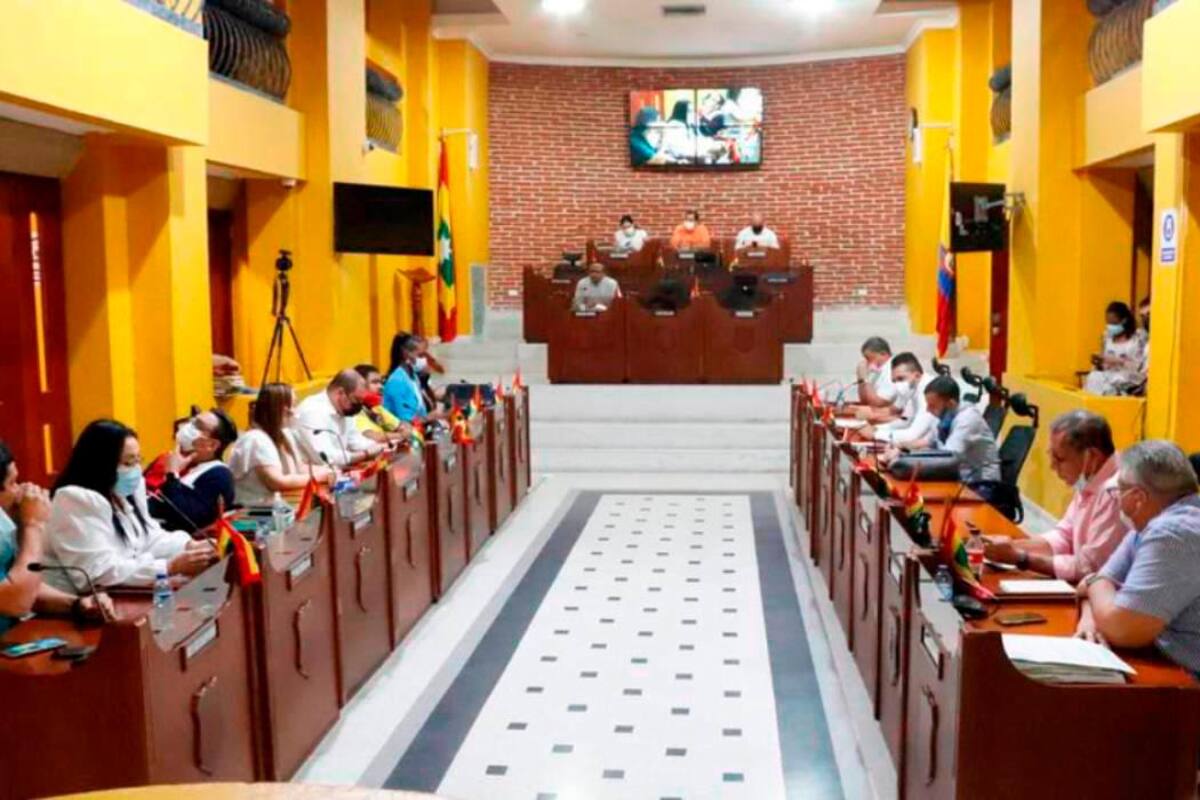 Concejo elige universidad que coordinará elección de Contralor Distrital