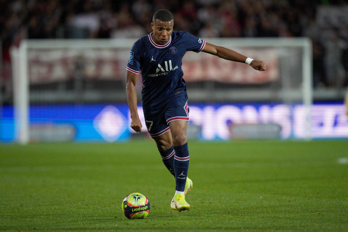 Real Madrid envía ultimátum al PSG por transferencia de Mbappé