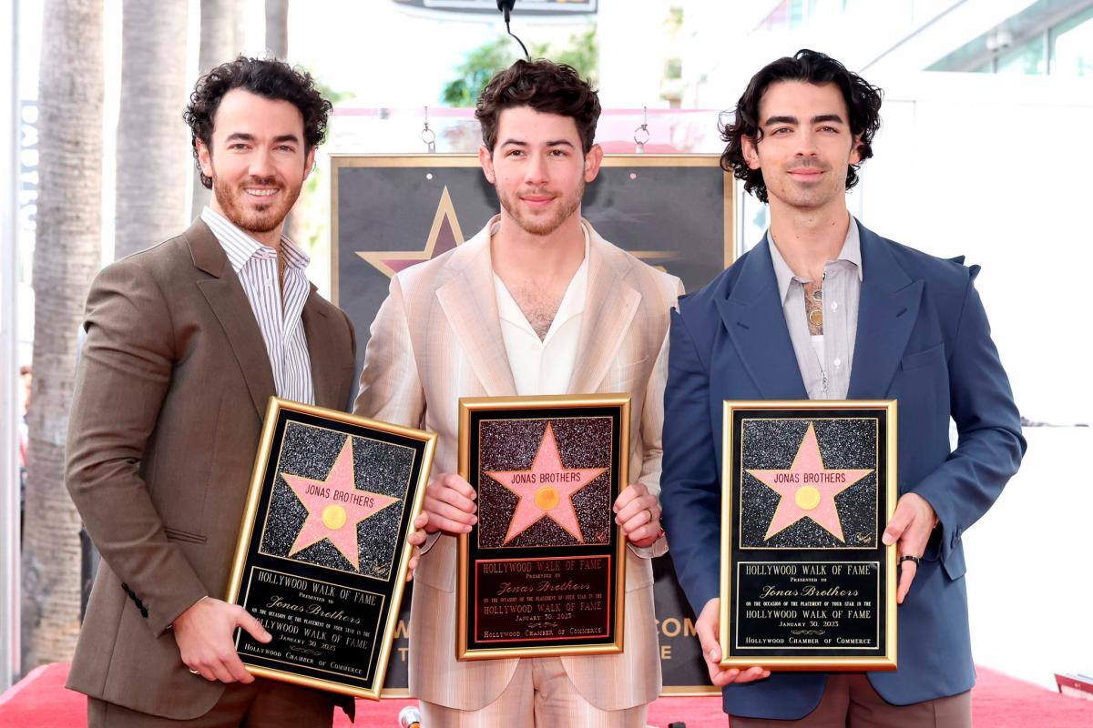 En fotos: Los Jonas Brothers ya tienen su estrella de Hollywood