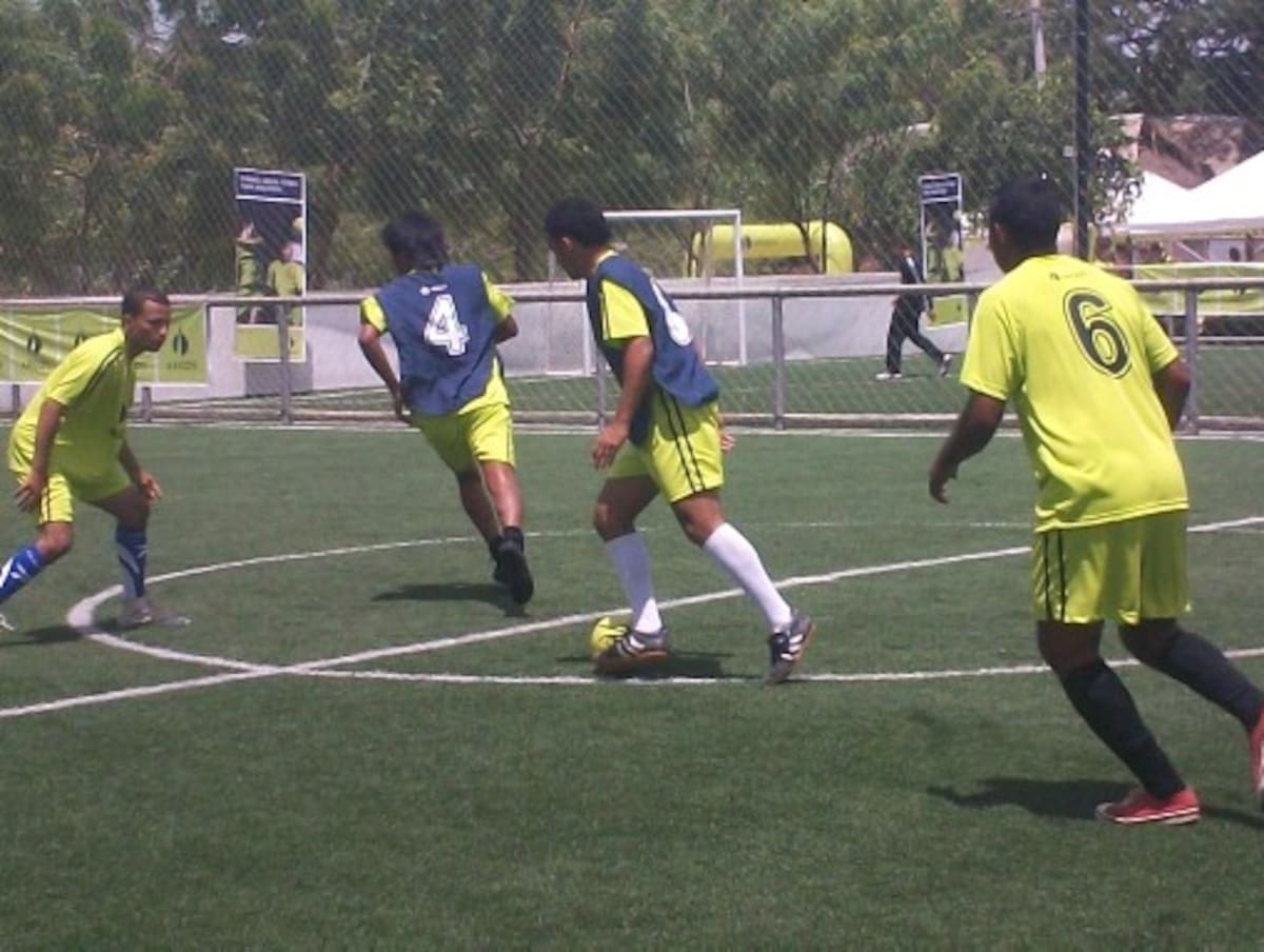 Hoy, se juega otra fecha más de la Copa Argos de Futsal que se juega con varios combinados en Montería. ORGANIZACIÓN DEL CAMPEONATO