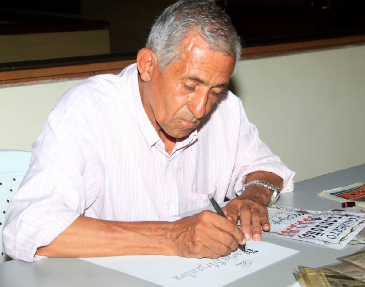 Gilberto Londoño tiene 63 años. OSCAR DÍAZ – EL UNIVERSAL