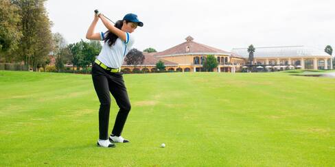 “Buscamos impulsar el golf femenino en el país”