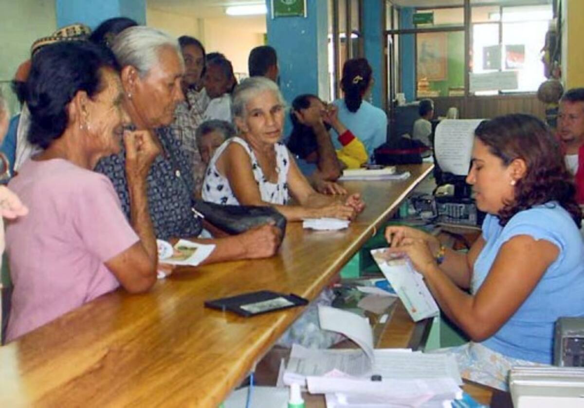 El pago de subsidios a adultos mayores iniciará la próxima semana. ARCHIVO