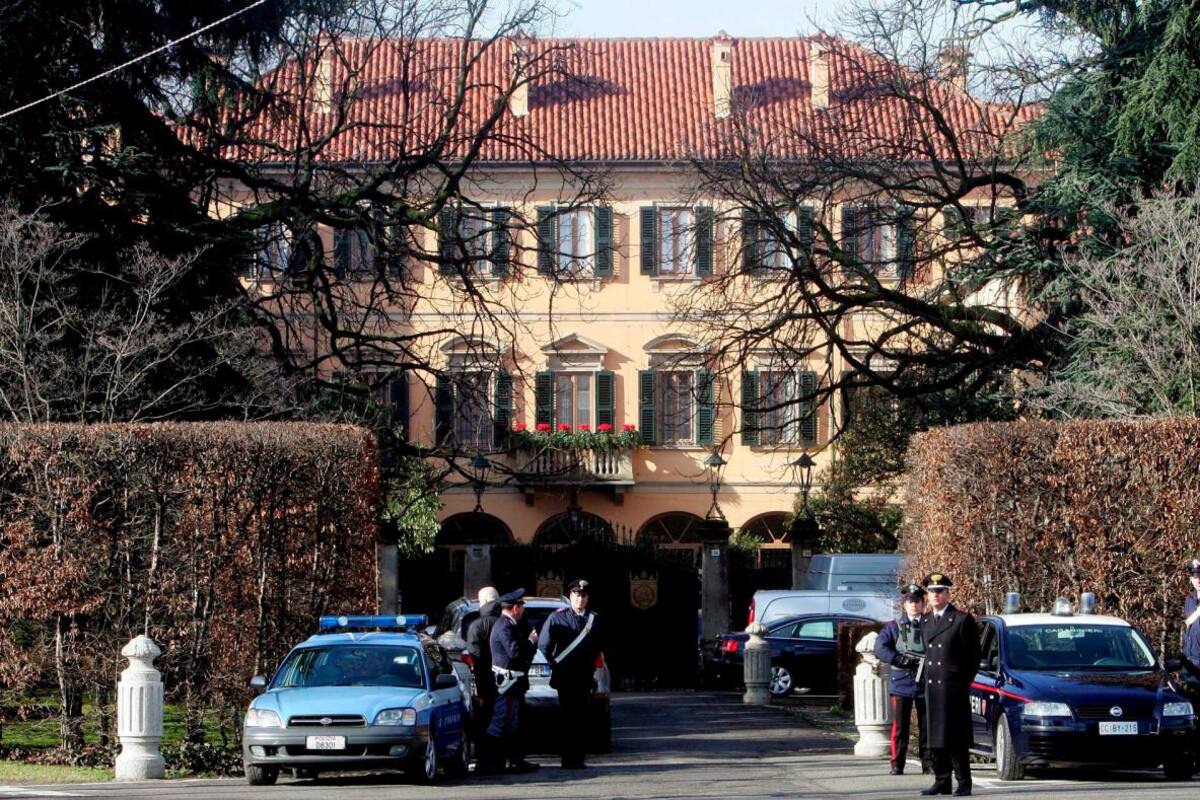 A la venta patrimonio inmobiliario de Silvio Berlusconi
