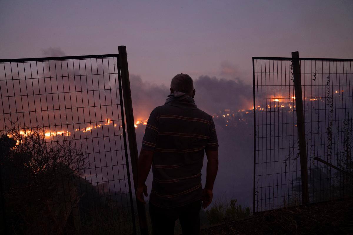 Chile confirma dos víctimas mortales en el incendio de Viña del Mar