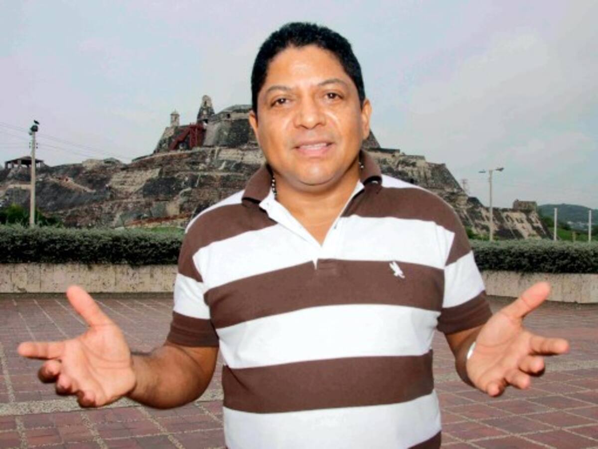 Marcos Díaz se inició en el canto haciendo los coros en El Binomio de Oro con Rafael Orózco e Israel Romero.