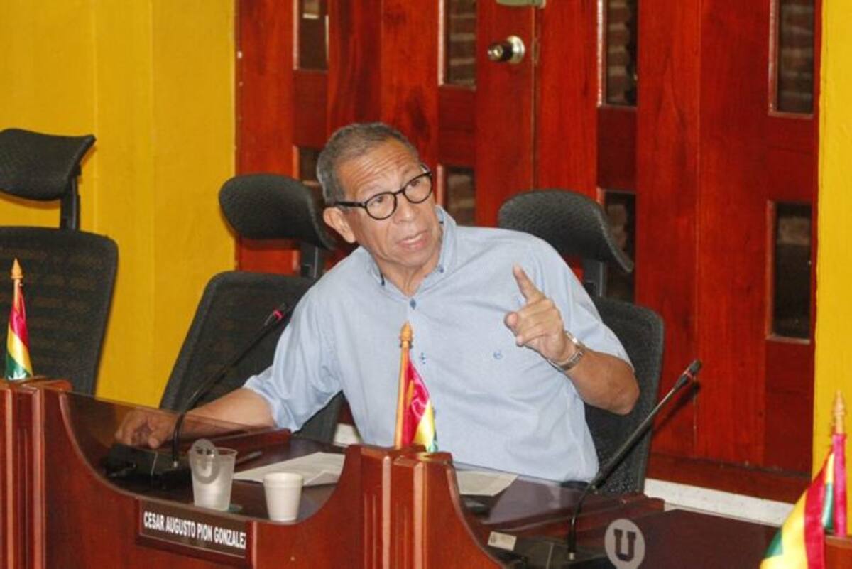 César Pión, citante del debate.