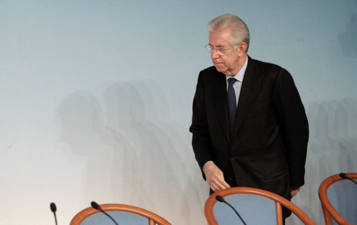 Mario Monti, primer ministro saliente de Italia. ARCHIVO