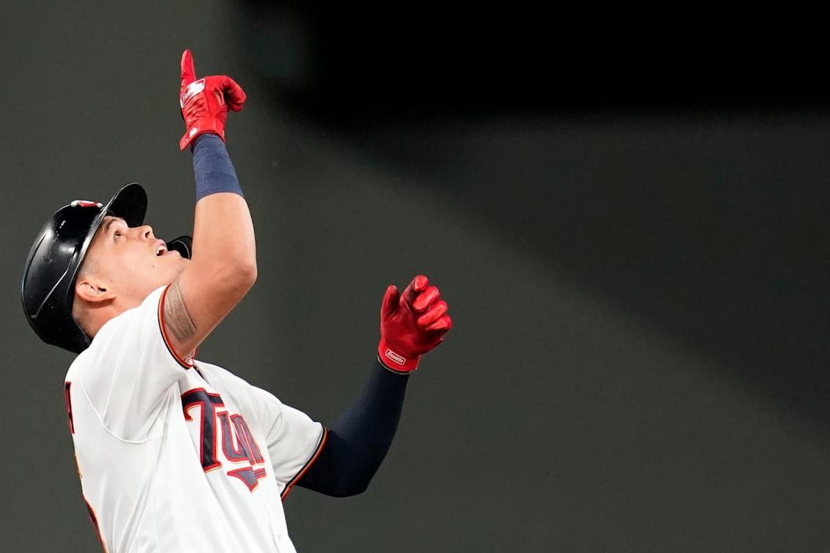 Giovanny Urshela empuja tres carreras y los Mellizos le ganan a Medias Rojas