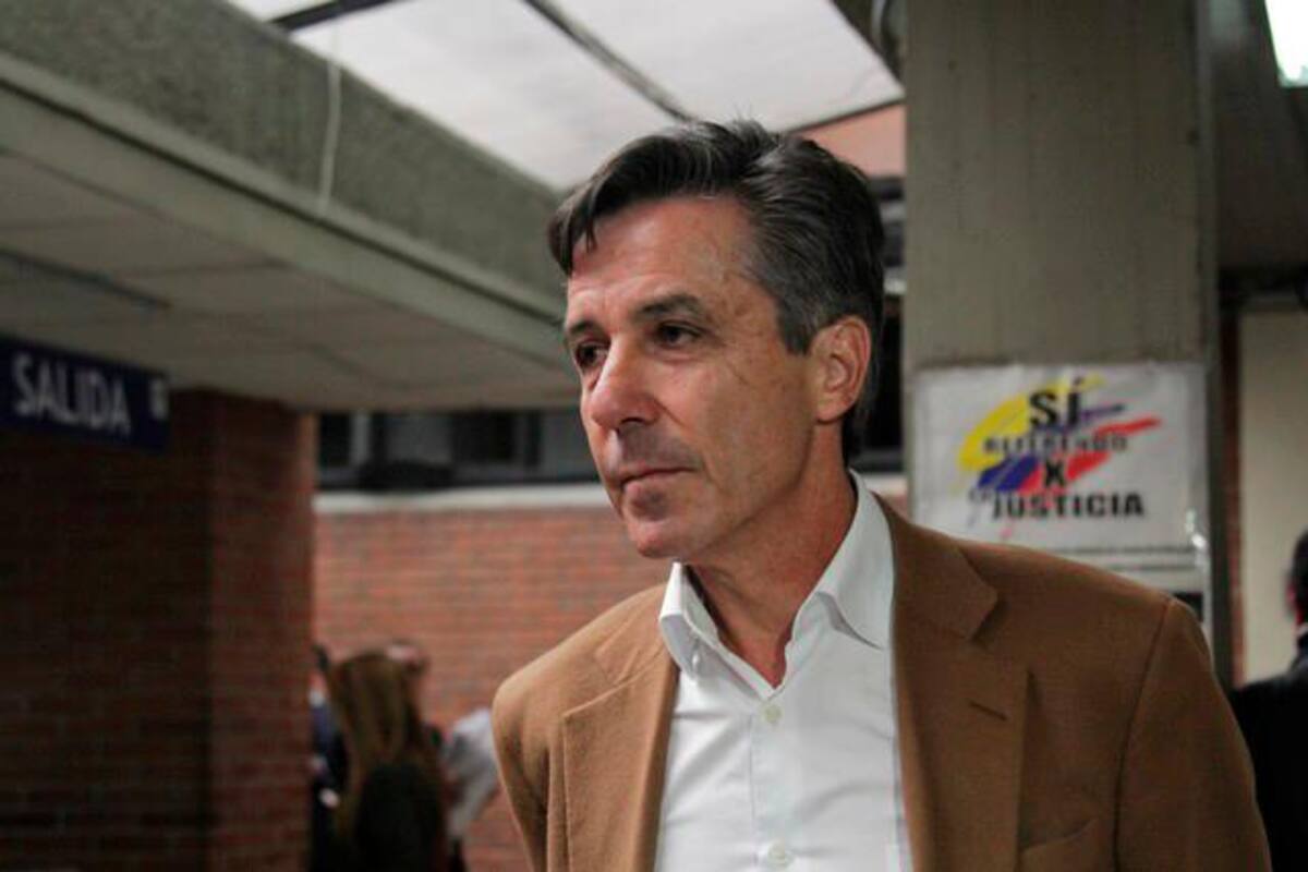 Inhabilitan por 12 años a Roberto Prieto, exgerente de campaña de Santos