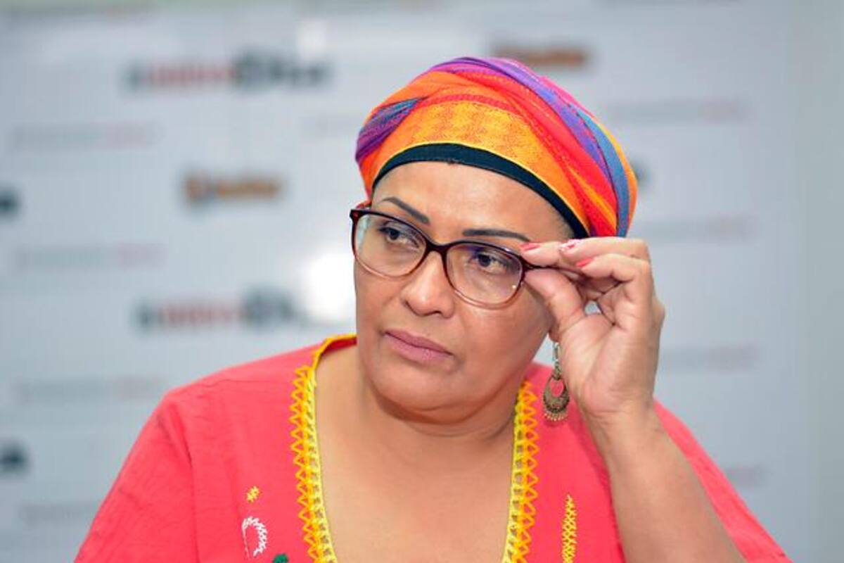 La senadora Victoria Sandino no puede salir del país