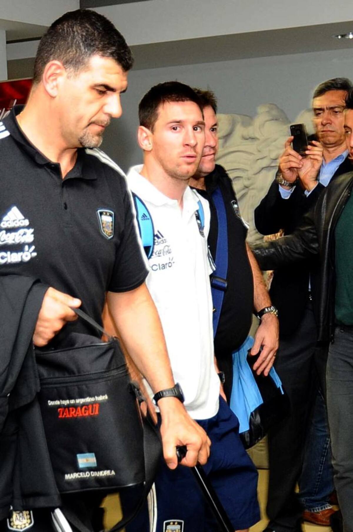 Si Messi es declarado culpable, podría afrontar una condena de dos a seis años de cárcel. AFP