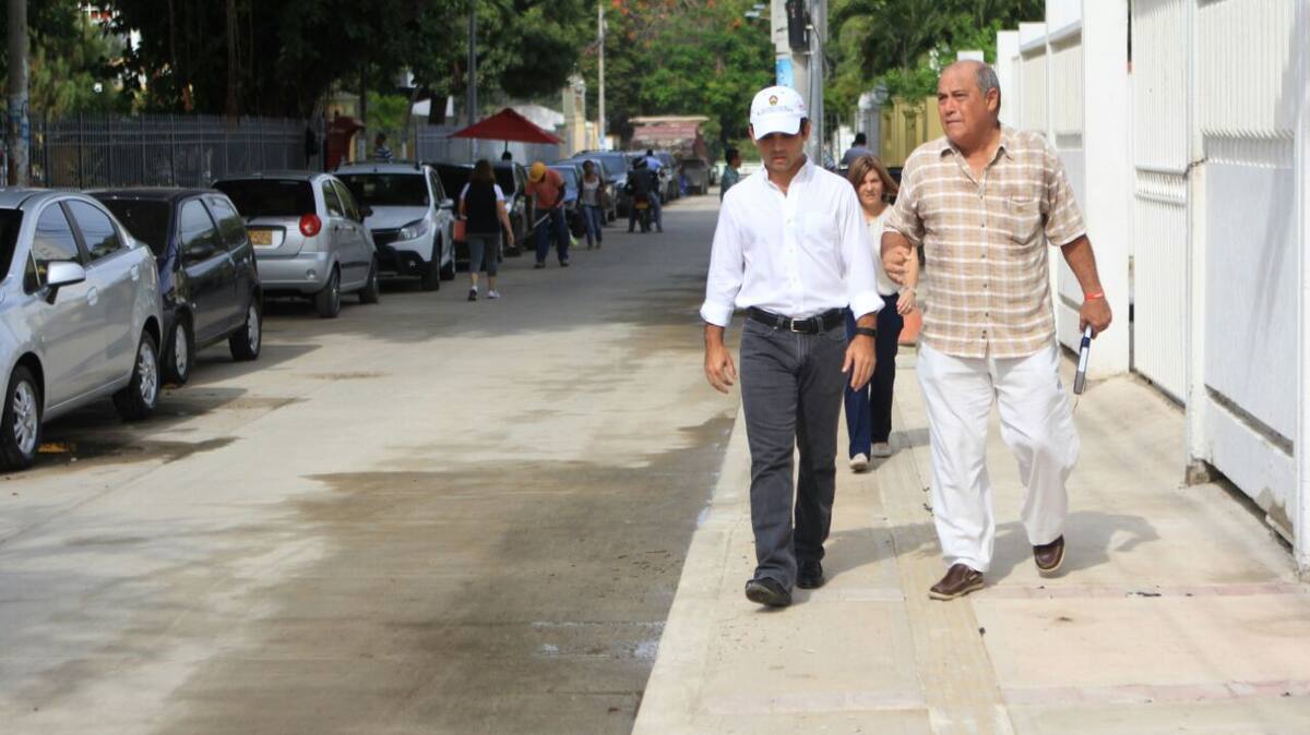 El Secretario de Infraestructura visitó las obras en compañía de Julio Romero. CORTESÍA