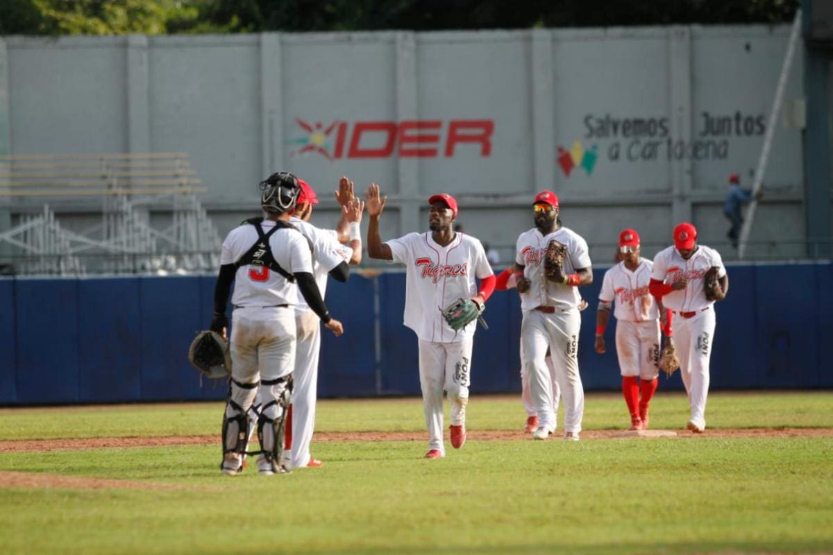 Béisbol Profesional: Tigres gana e iguala serie a Leones