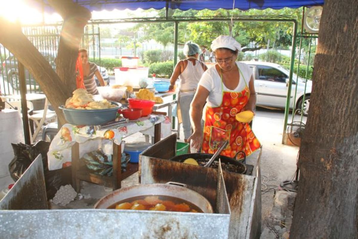 ZENIA VALDELAMAR, GENTE BAHÍA - EL UNIVERSAL