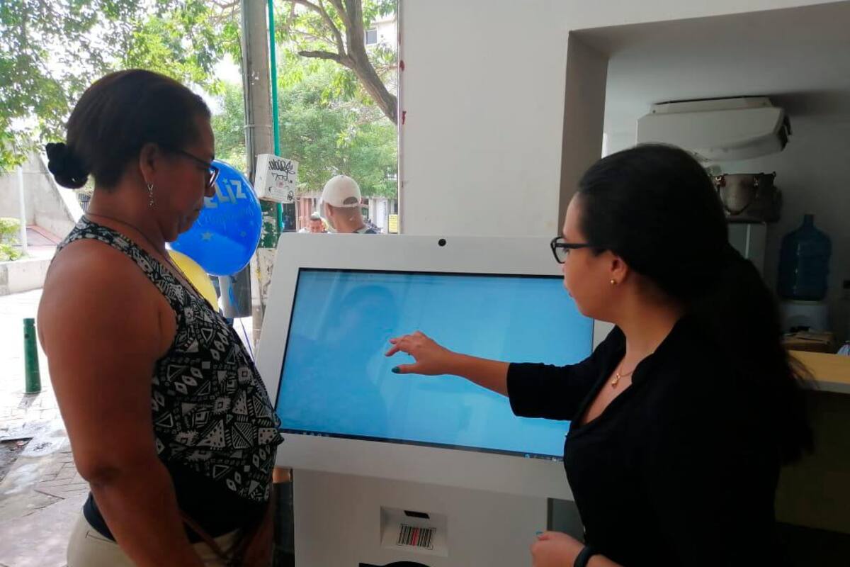 Punto de atención virtual de la DIAN en Oficina de Impuestos del Distrito
