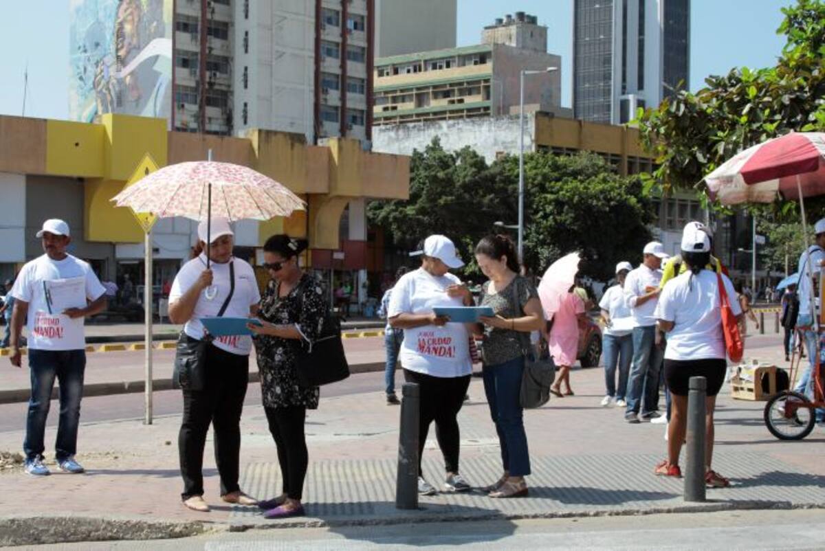 En 2017, los líderes de la revocatoria lograron recoger más de 100 mil firmas y la aprobación de más de 40 mil. Archivo.
