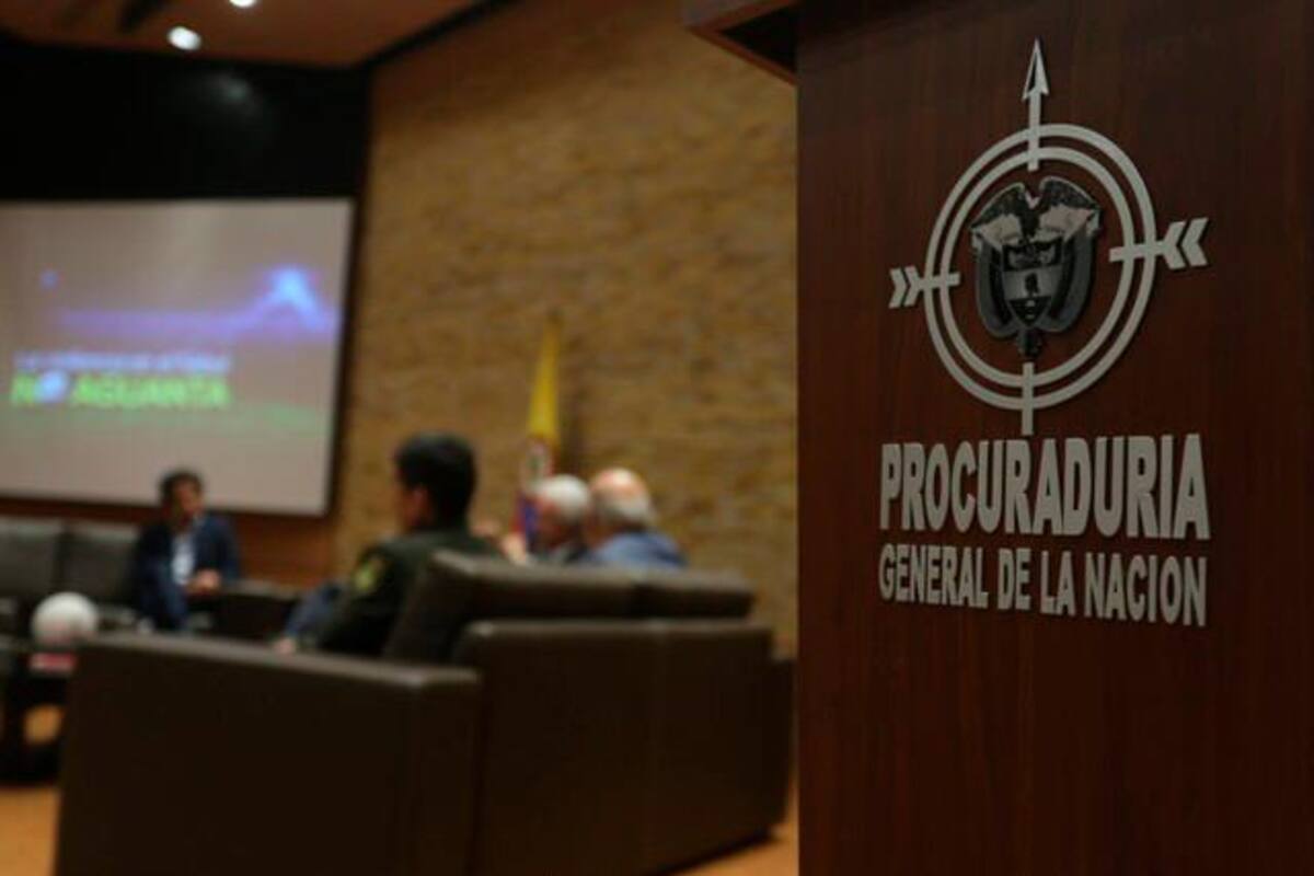 Cargos contra directivos de Edured por presuntas irregularidades en contrato
