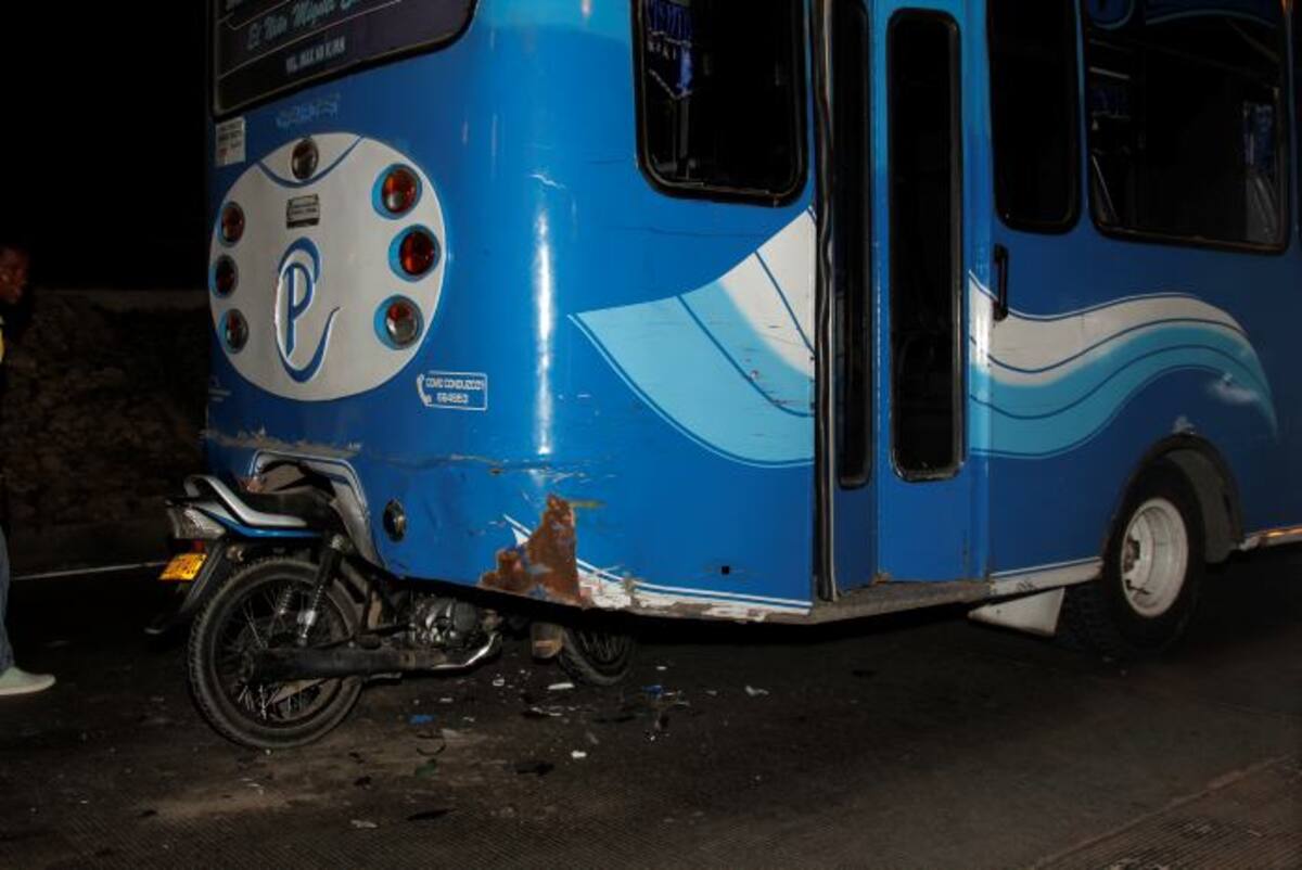 Accidente Camino del Medio. FOTO: KAILLINE GIRALDO-EL UNIVERSAL