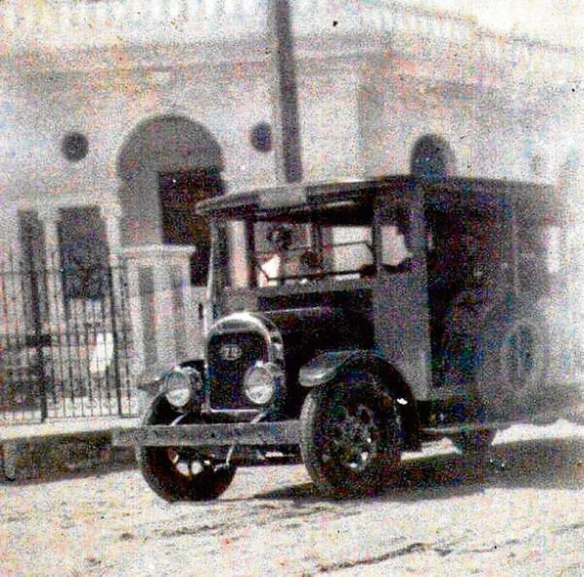 El tranvía conectaba el Centro Histórico con El Cabrero.