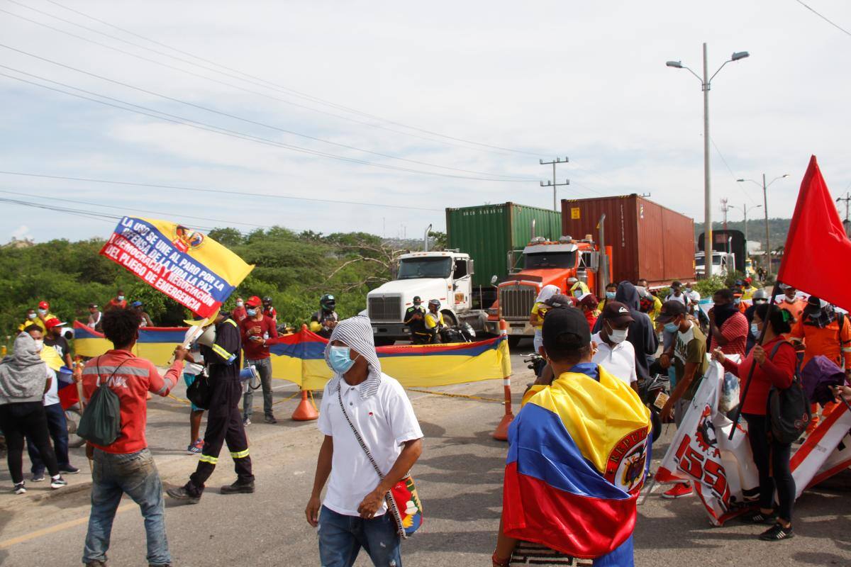 22,2% de las empresas ha suspendido operaciones por bloqueos