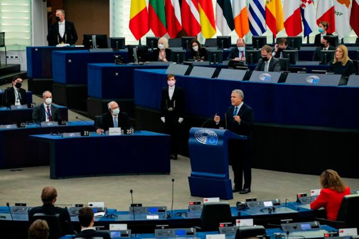 Algunos eurodiputados rechazaron visita del presidente Duque al parlamento