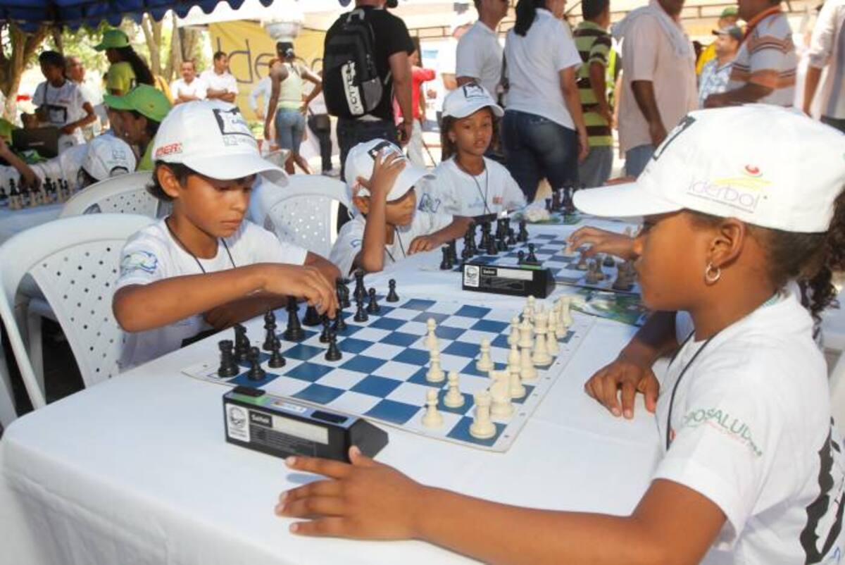 El Ajedrez al Parque fue un acontecimiento deportivo en Arjona. Julio Castaño-El Universal