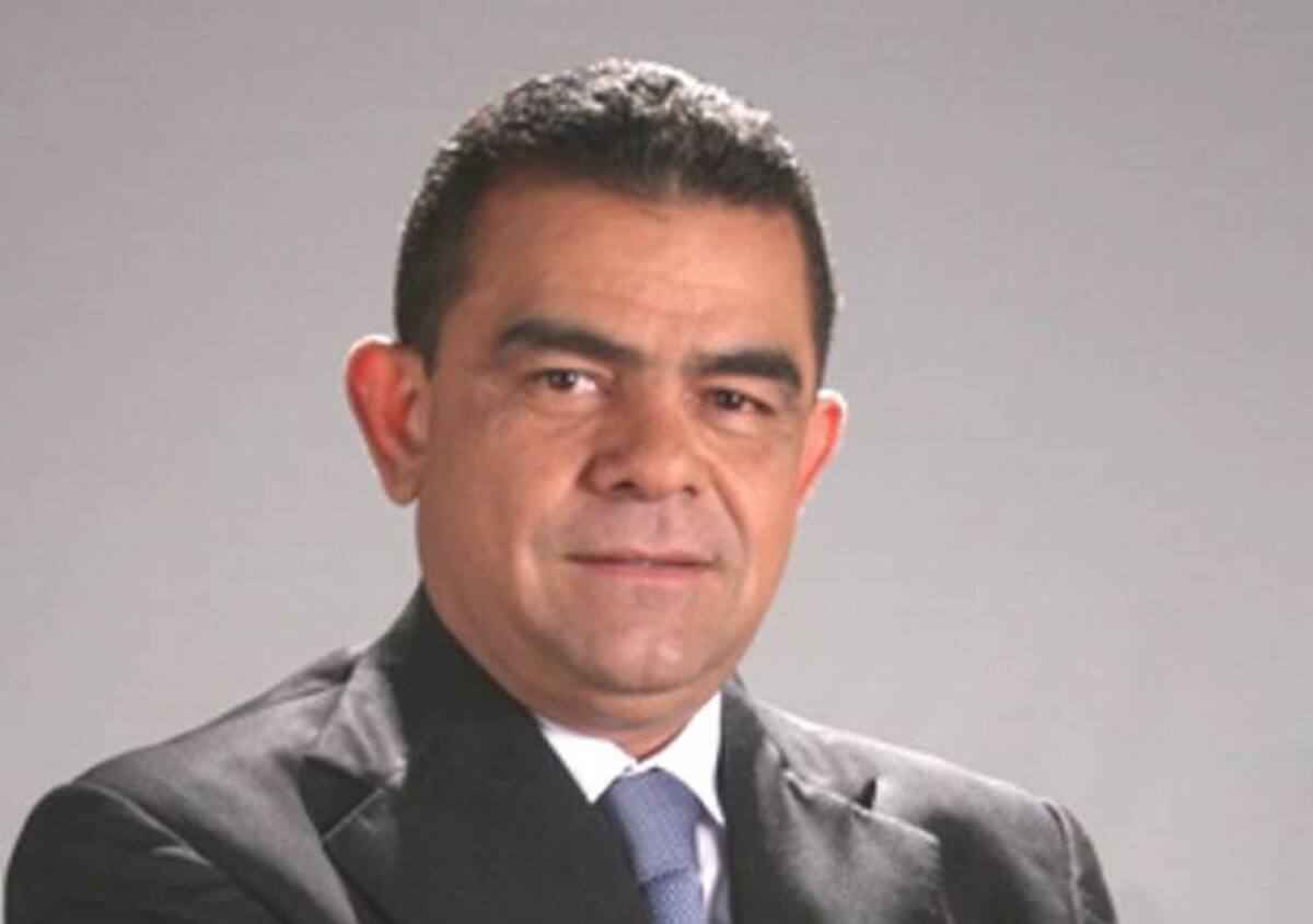 Emilio Otero lleva seis periodos como secretario del Senado y aspira a al reelección. Archivo