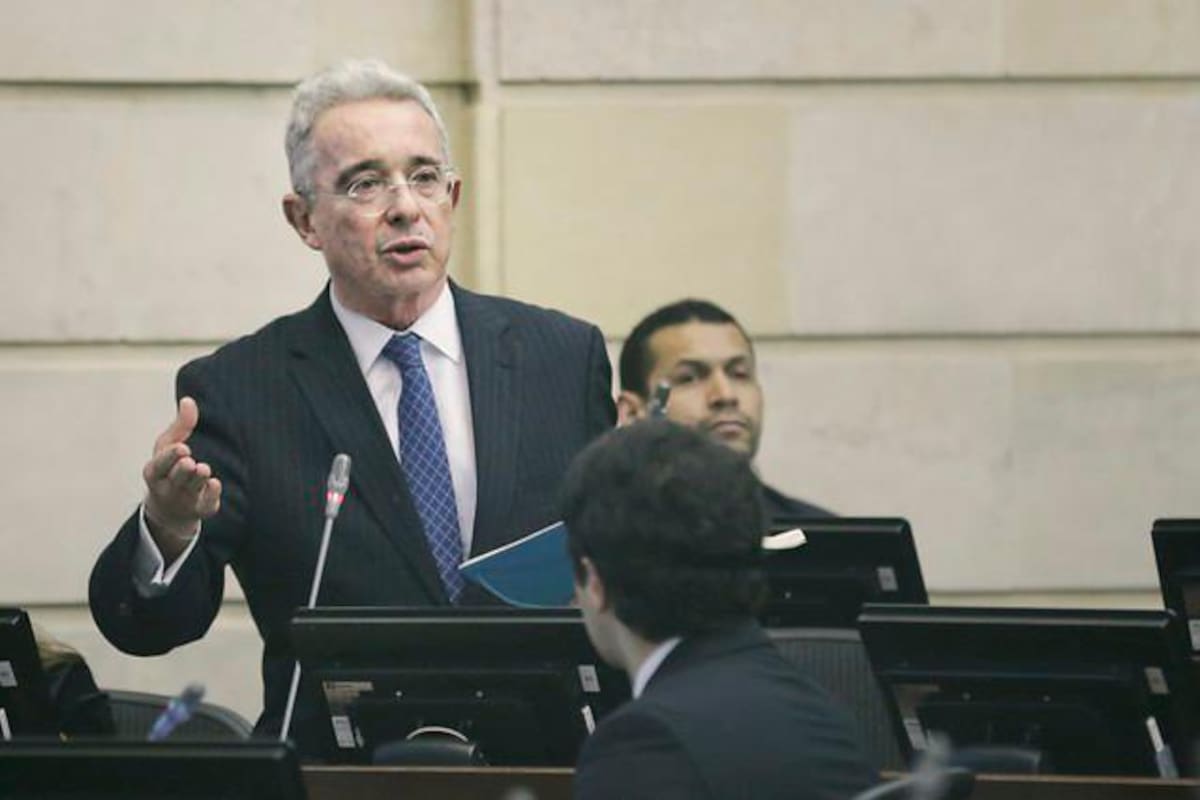 Expectativa por marchas a favor del expresidente Uribe este domingo