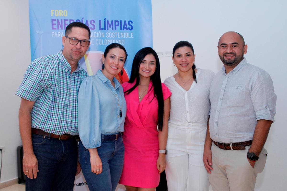 Karol Enrique Cifuentes Thorrens, María Margarita Londoño Mejía, Yucelis Garrido Ochoa, Silvia Rosales Buelvas y Luis Fernando Reyes Ortega.