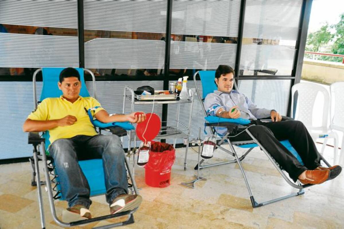 La jornada de donación de sangre se cumplió en la Plaza Caribe de la Gobernación.