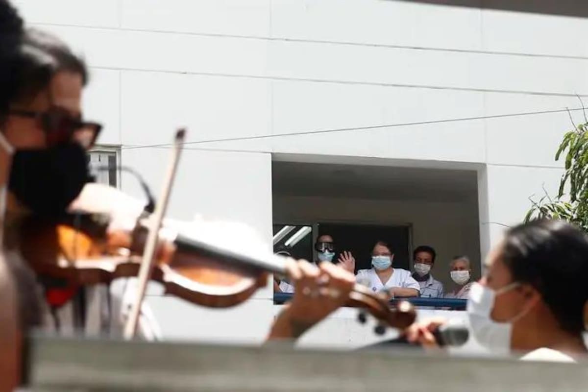 La música puede ayudar a reducir el dolor colectivo, según estudios