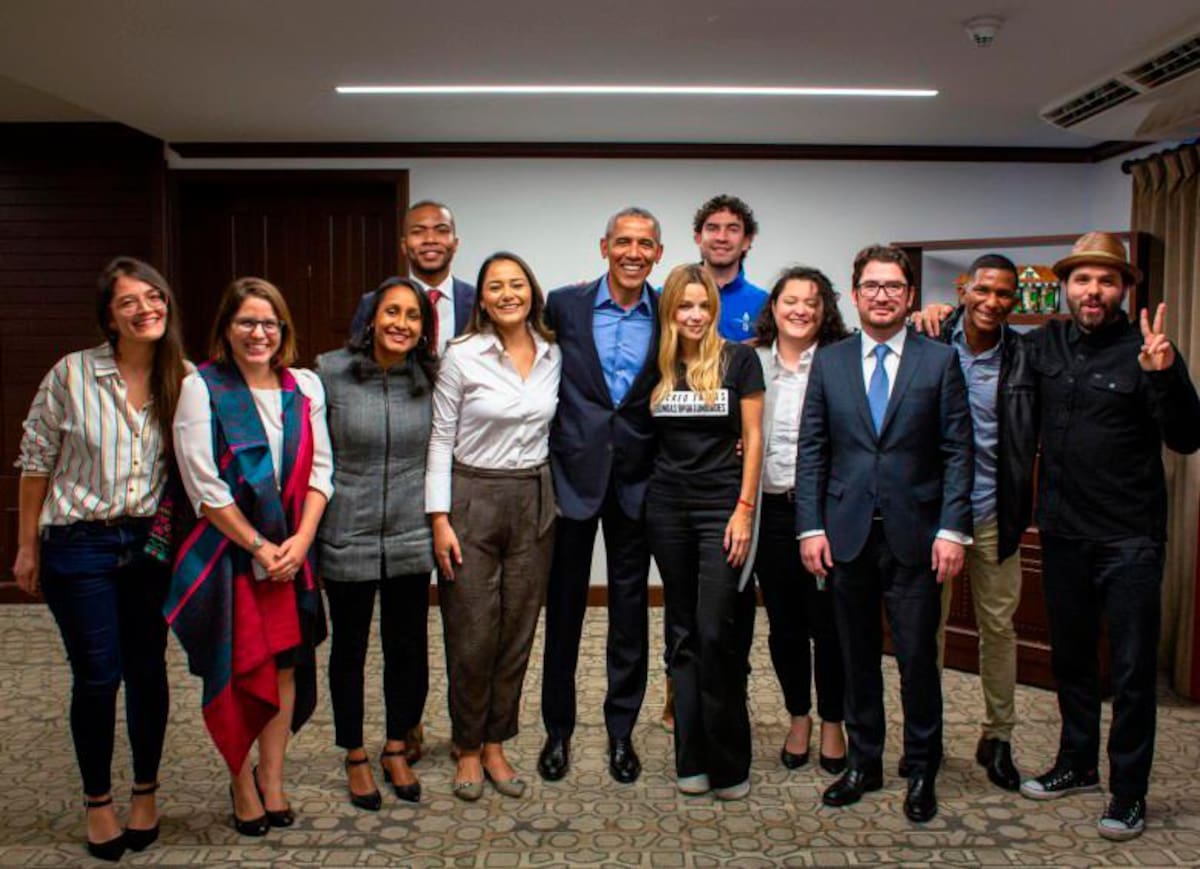 Manuel Gutiérrez Pérez (penúltimo de izquierda a derecha) en el encuentro que compartió con Barack Obama en 2019.