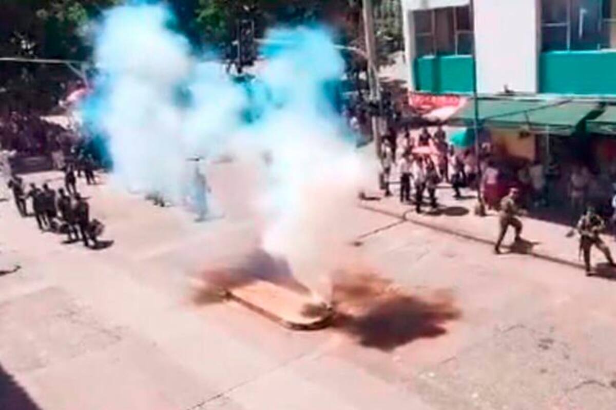 Un extraño gas en desfile del 20 de Julio mandó al hospital a 51 personas