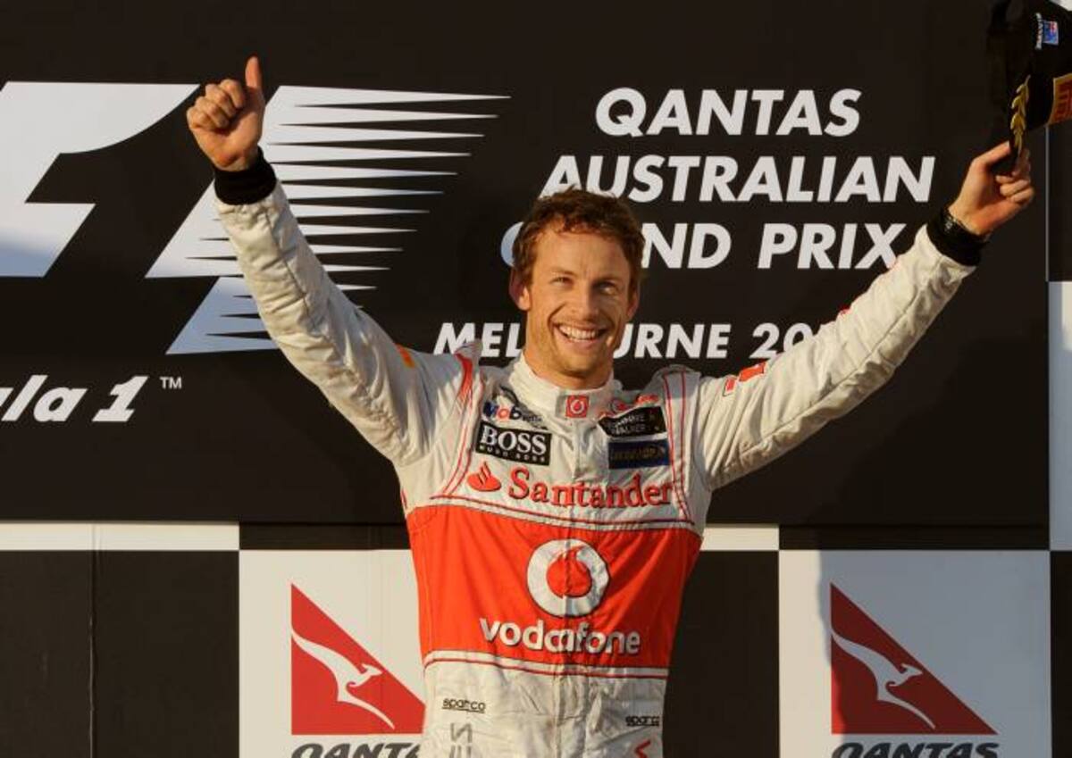 El británico Jenson Button (McLaren) ganó con autoridad el Gran Premio de Australia de Fórmula 1 y es el primer líder del campeonato mundial. AFP TORSTEN BLACKWOOD