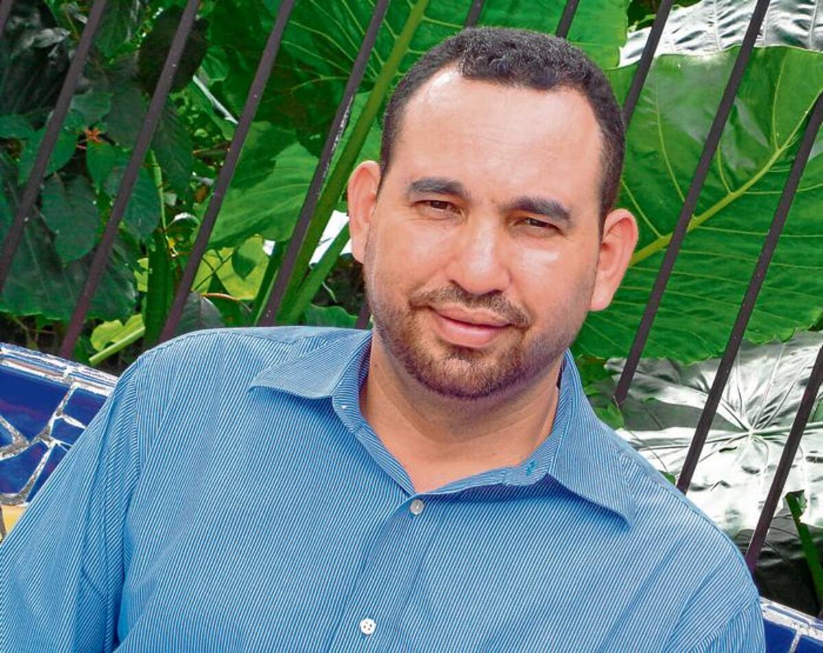 El historiador cartagenero Raúl Román Romero, en San Andrés Isla.