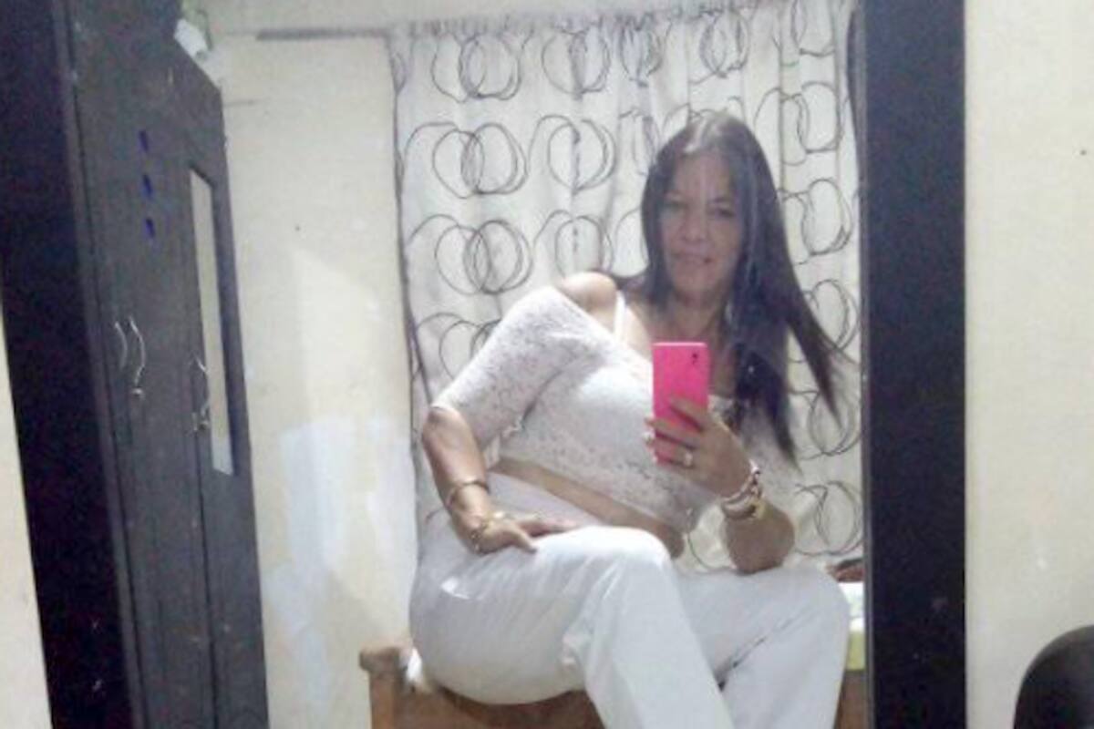 Mujer discutió con su hijo y luego se clavó un cuchillo