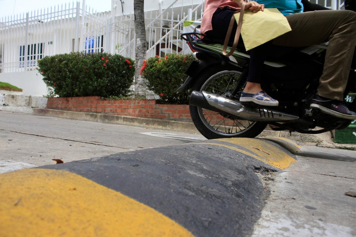 Polémica en La Castellana por los reductores de velocidad
