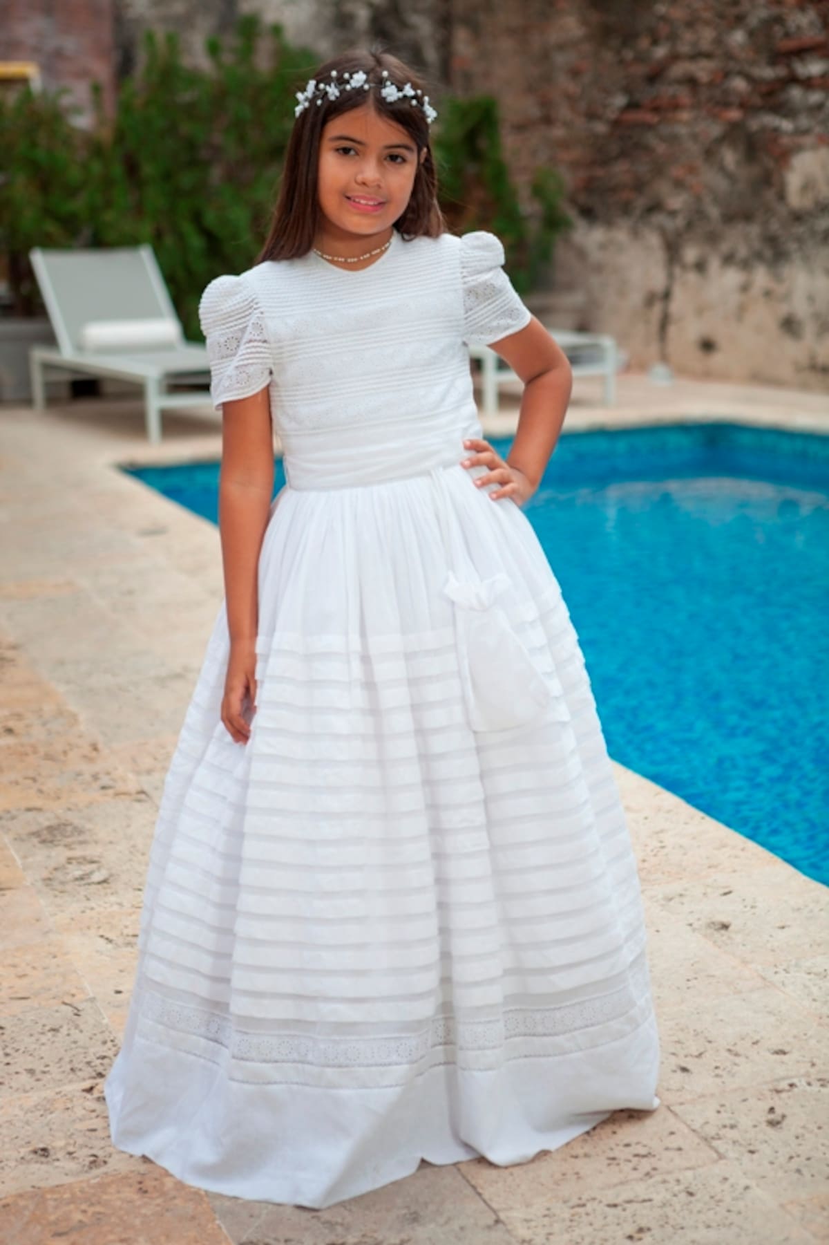 Un hermoso vestido con detalles hechos a mano. ROBERTO GRANGER