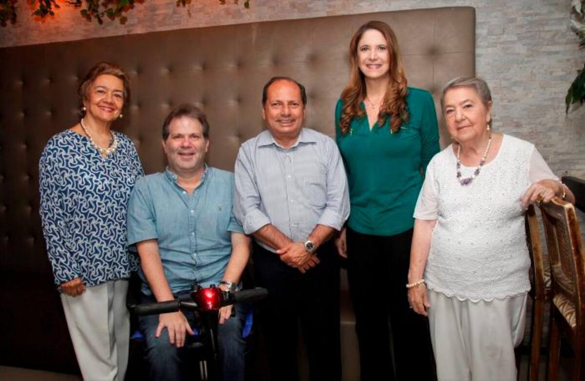 Carmen Leticia de Ardila, Juan Gonzalo Botero, Elias Raad, Sacra Náder, Carlina Maldonado.