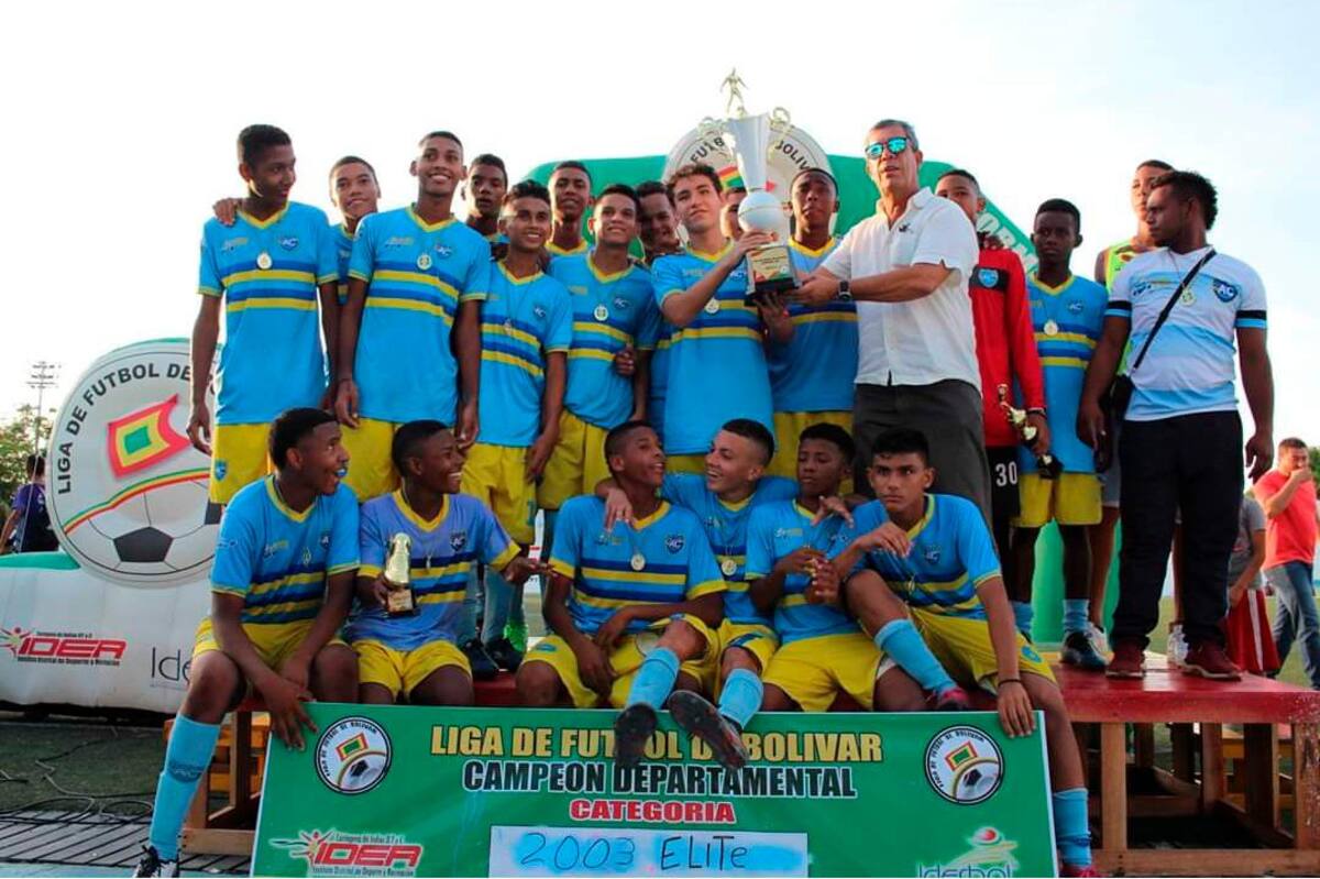 Academia de Crespo también fue campeón de la categoría 2003 Élite.