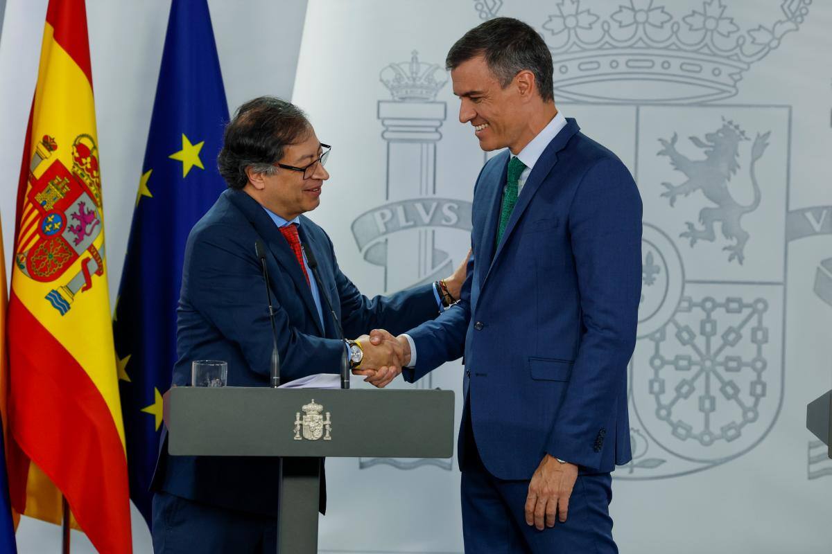 Estudiantes colombianos podrán acceder a universidades españolas