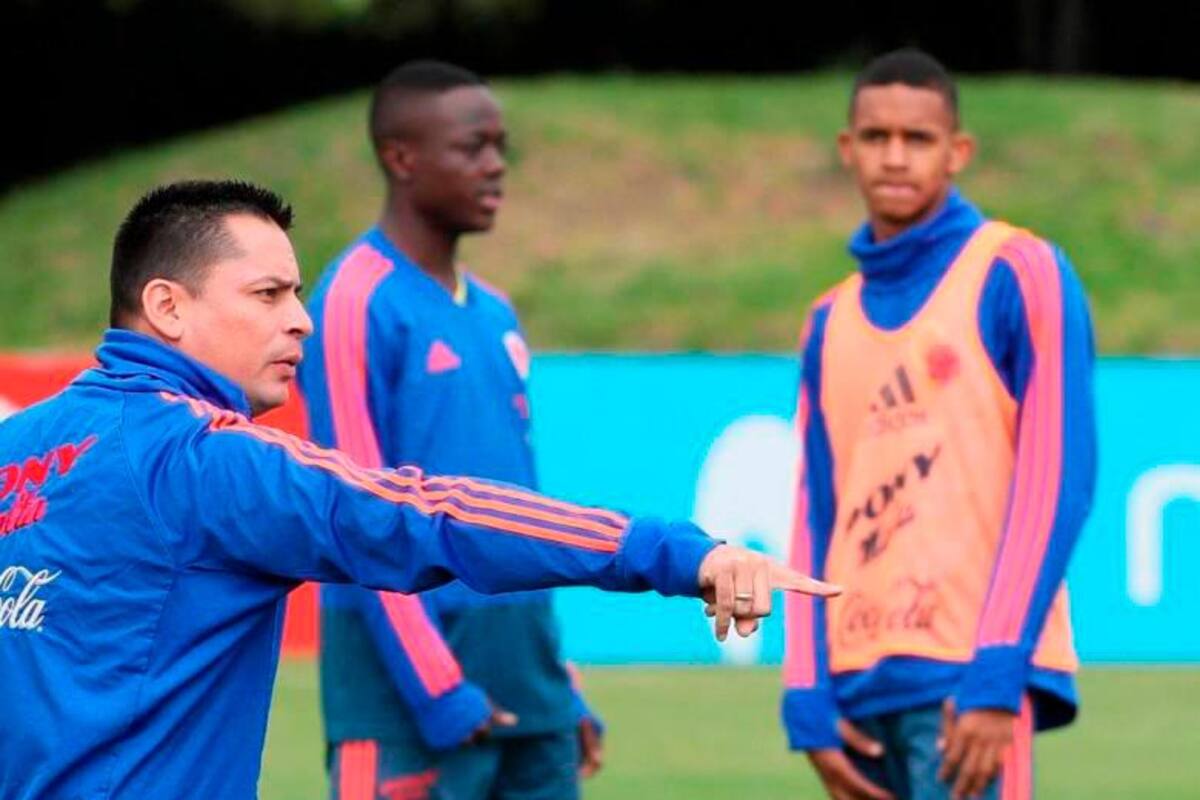 ¿Por qué es un error nombrar a un técnico interino para amistoso con Arabia?