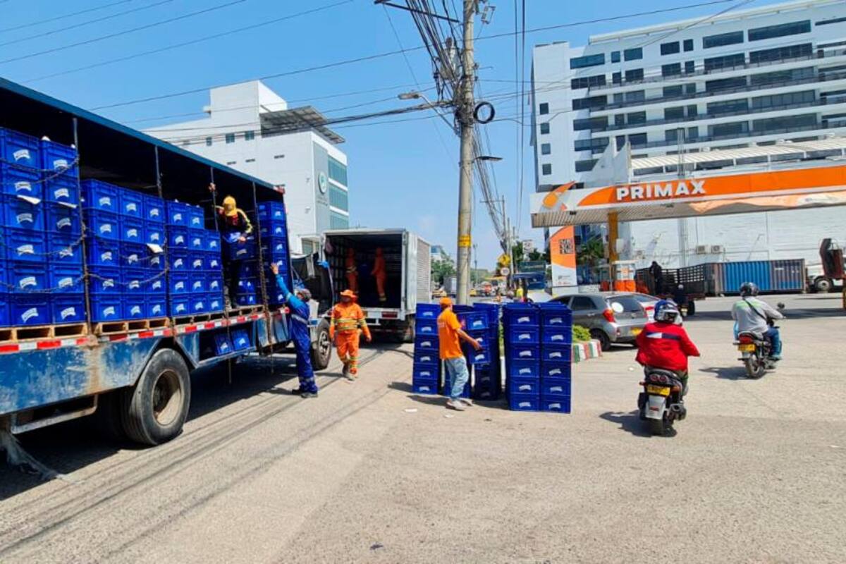 Con 80 mil litros de agua, cinco empresas apoyaron crisis por daño en tubería