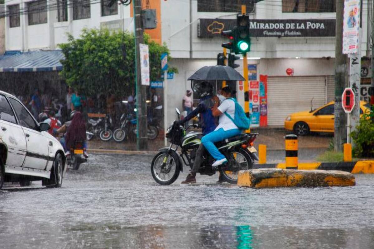 ¡No se descuide! Siguen lluvias en Cartagena por paso de ondas tropicales