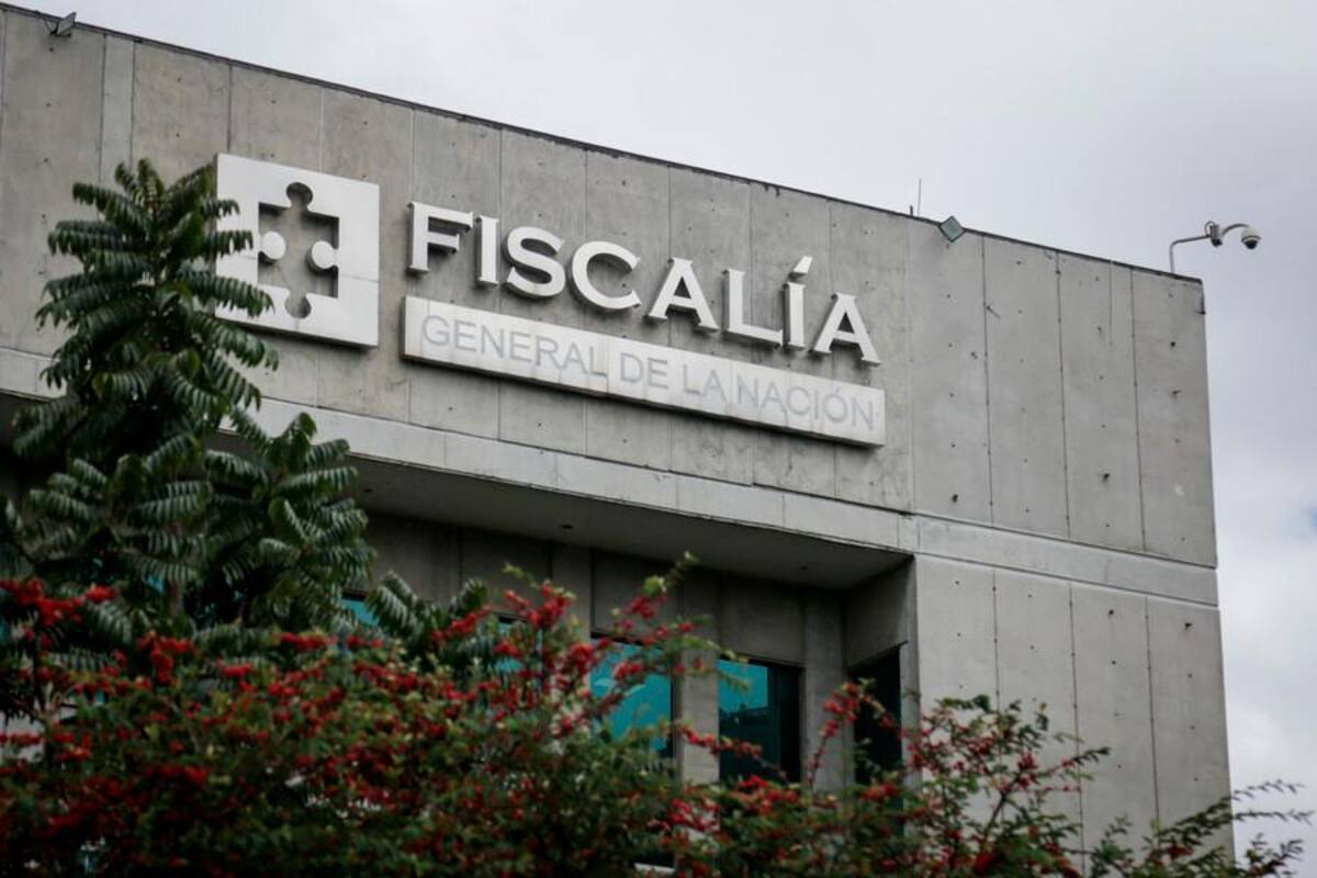 Fiscalía niega que se esté investigando a Ramiro Bejarano
