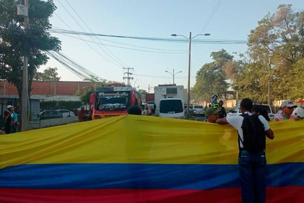 Bloqueo en Mamonal: habitantes piden arreglo de la vía a Henequén