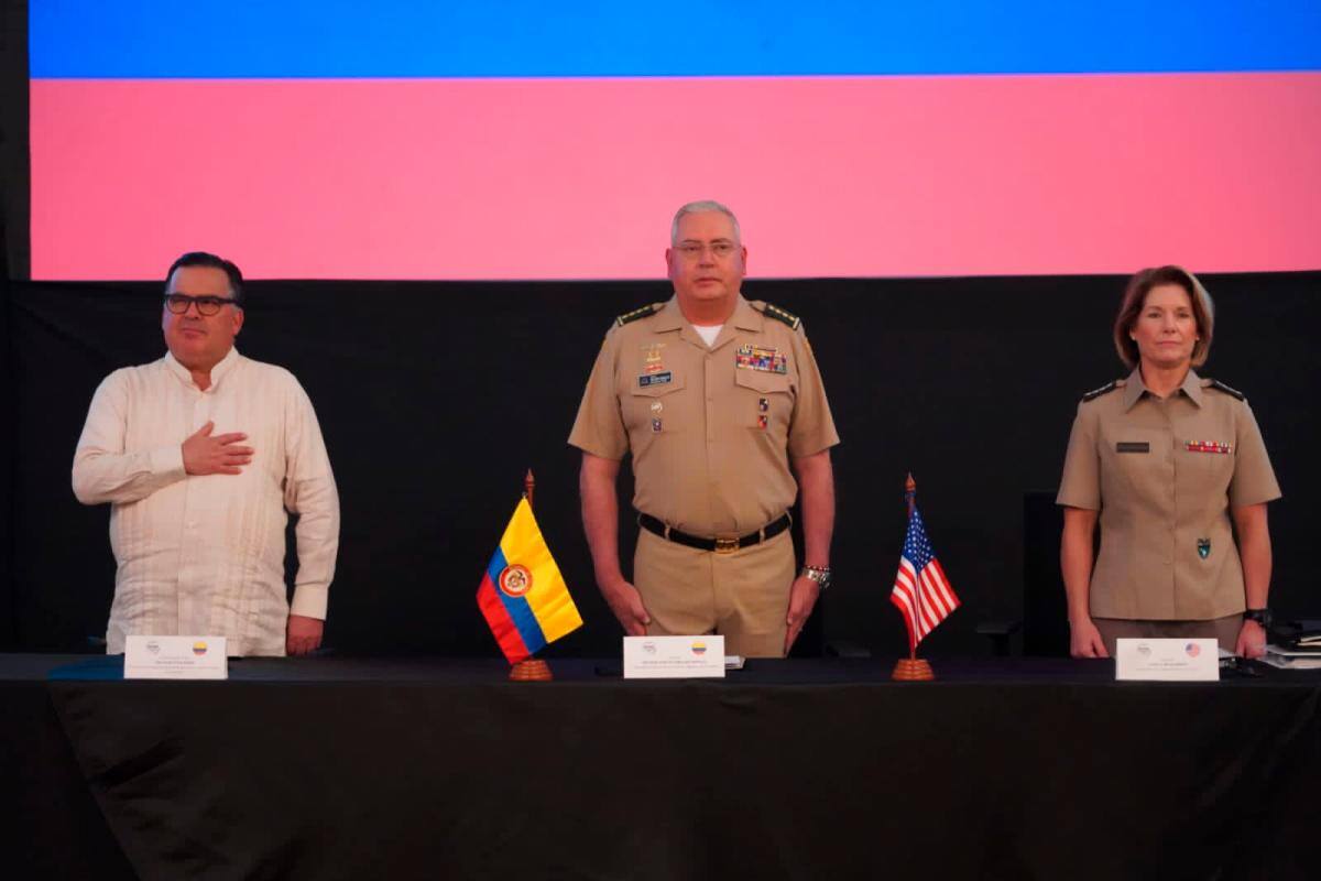 Desde Cartagena, general de Estados Unidos alertó de ataques contra Colombia