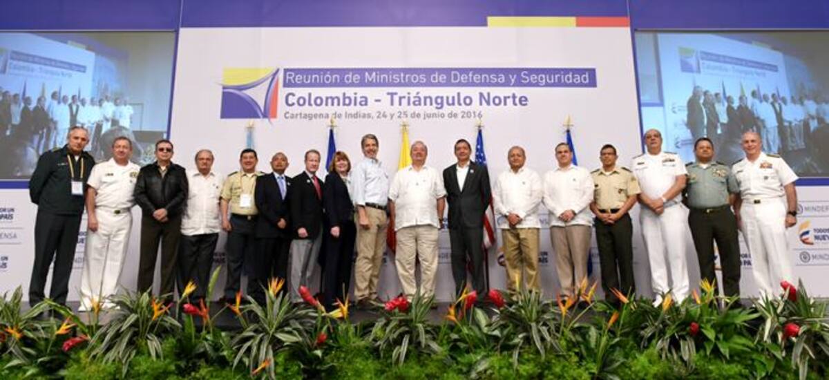 Fortalecer el intercambio de información y las capacidades conjuntas de inteligencia entre los países del Triángulo Norte y Colombia, fueron algunas de las conclusiones del panel ‘Redes y plataformas de intercambio de información’ en el marco de la reunión de ministros de Defensa. Cortesía