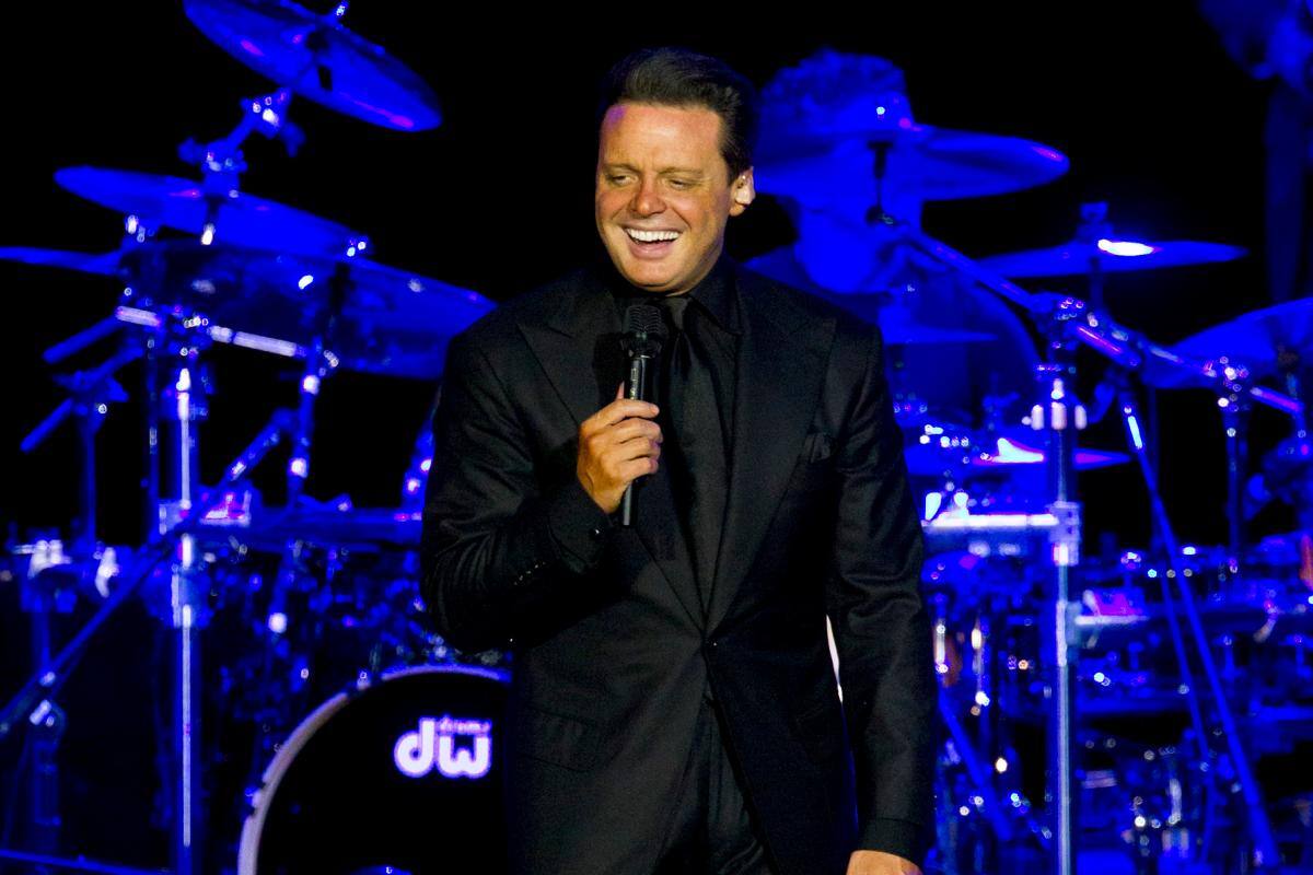 Netflix confirma segunda temporada de “Luis Miguel la serie” y anuncia elenco